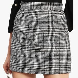 Plaid mini skirt